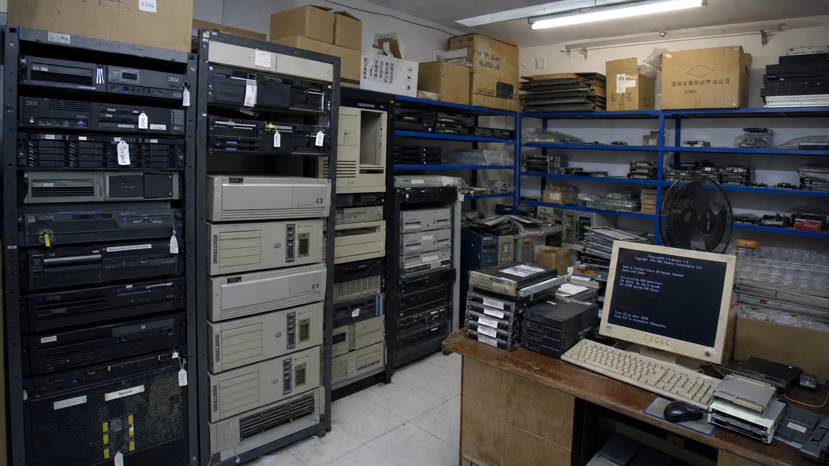 IBM and HPE small system sourcing in 2008